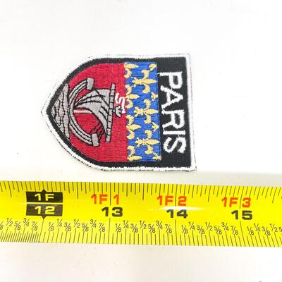 PARIS SOUVENIR BADGE/PATCH #3