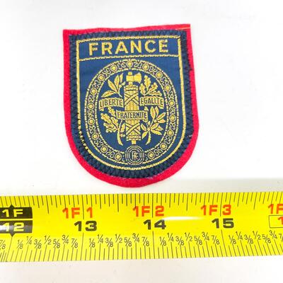 EUROPEAN SOUVENIR BADGE/PATCH BUNDLE - GERMANY, AUSTRIA, FRANCE