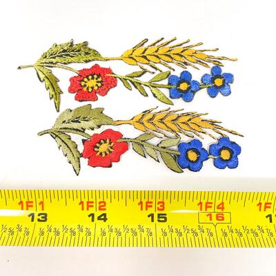 GERMAN WILDFLOWERS & WHEAT EMBROIDERED PATCHES SET OF 2