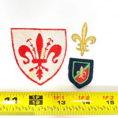 ASSORTED FLEUR DE LIS BADGE/PATCH BUNDLE OF 3