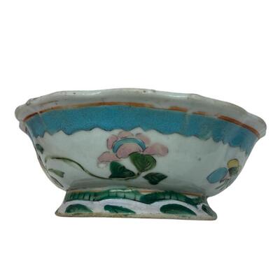 Vintage Chinese Porcelain Tongzhi Bowl