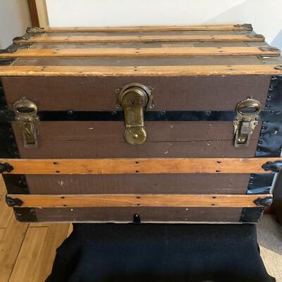 Antique Restored Steamer Trunk 28â€w x 16.5â€d x 19â€h