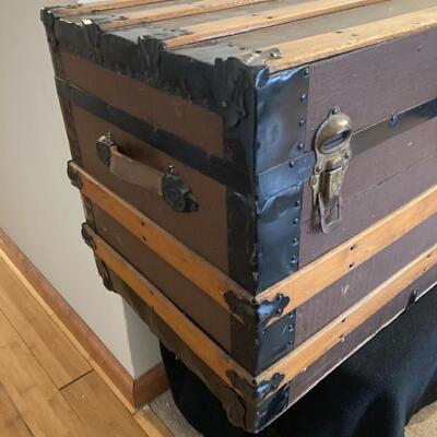 Antique Restored Steamer Trunk 28â€w x 16.5â€d x 19â€h