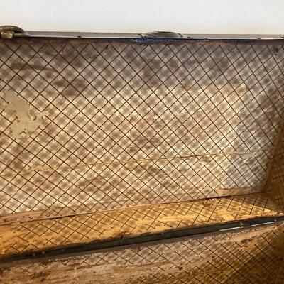 Antique Restored Steamer Trunk 28â€w x 16.5â€d x 19â€h