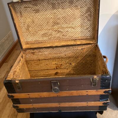 Antique Restored Steamer Trunk 28â€w x 16.5â€d x 19â€h