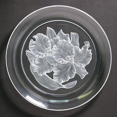 T. Yamamoto Flower of the Month Crystal Plate