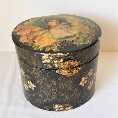 Lot #100  Antique Celluloid Men's Collar Box filled with antique shirt collars