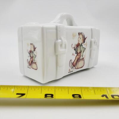 PORCELAIN HUMMEL COLLECTABLE BUNDLE