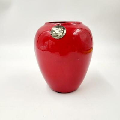 MAURICE CERAMIC RED VASE