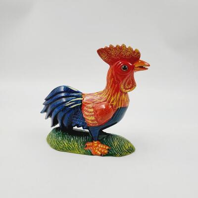 CUTE ROOSTER DECOR