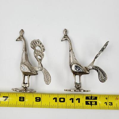 CUTE METAL ROOSTER RECIPE HOLDERS