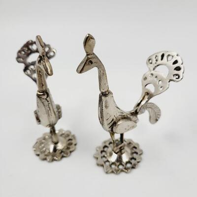 CUTE METAL ROOSTER RECIPE HOLDERS