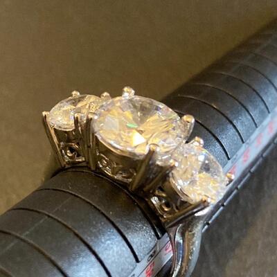 Sterling .925 Ring with CZ Diamond Stones Size 8