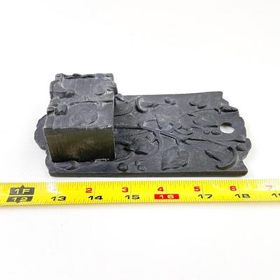 SMALL CAST IRON WALL DECOR
