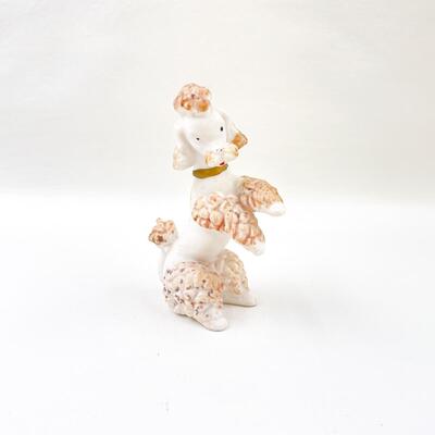 VINTAGE 4.5â€ INARCO JAPAN PORCELAIN POODLE FIGURINE