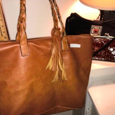 Purses / handbags: 3 Items: Large Brown;