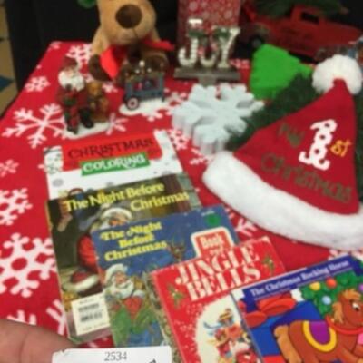 : Box lot christmas: Books, garland, JOY, etc;