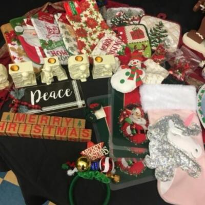 : Box Lot Christmas: P E A C E candle holders, wooden holiday sign, etc;