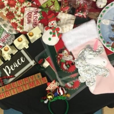 : Box Lot Christmas: P E A C E candle holders, wooden holiday sign, etc;