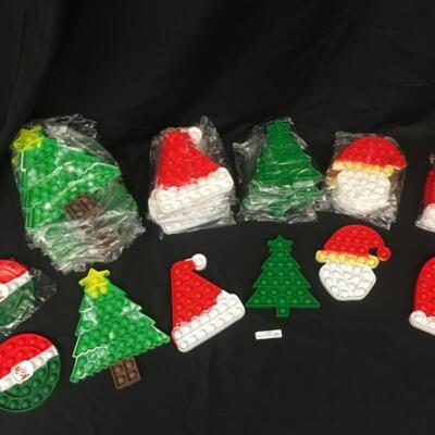 : Box Lot Christmas: Pop It's, fidgets;