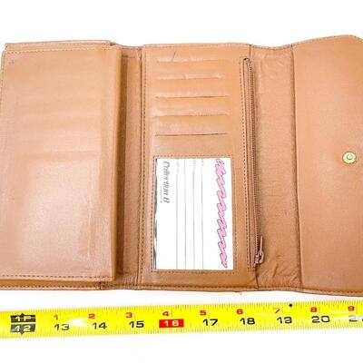 BARONET RED WALLET W/ CROWN DETAIL