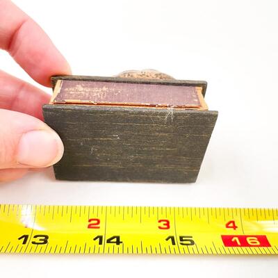 VINTAGE BIRD MATCHBOX & MATCHES