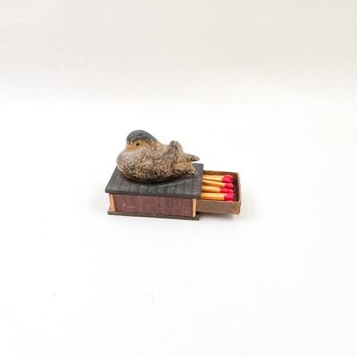 VINTAGE BIRD MATCHBOX & MATCHES