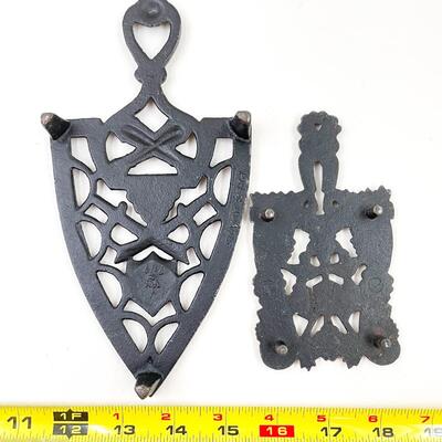 CAST IRON TRIVET SET OF 2