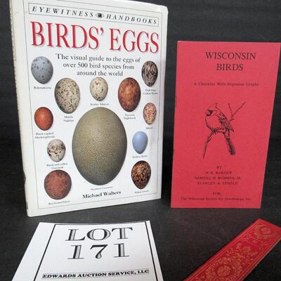 1994 Bird's Eggs Identification Book and 1988 WI Birds Booklet With Italy Book Mark