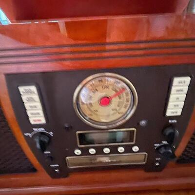 Victrola Lp, CD, cassette and radio combo