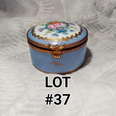 Vintage Jewelry Box