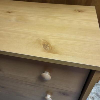 PRESSED WOOD DRESSER