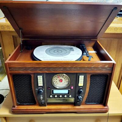 INNOVATIVE TECHNOLOGY 5 N 1 TABLE TOP STEREO SYSTEM - WORKS