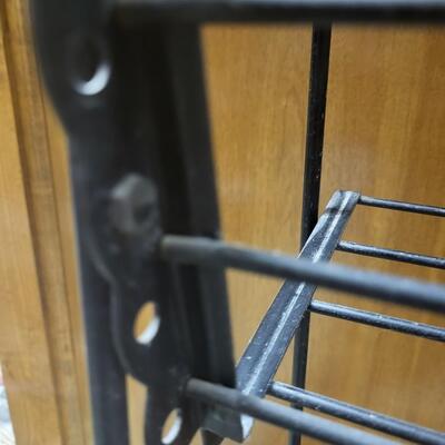 VINTAGE METAL FLOOR RACK