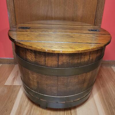 AMAZING BARREL SIDE TABLE W/ FLIP TOP