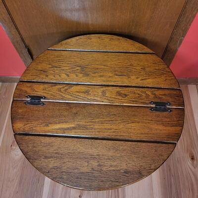 AMAZING BARREL SIDE TABLE W/ FLIP TOP