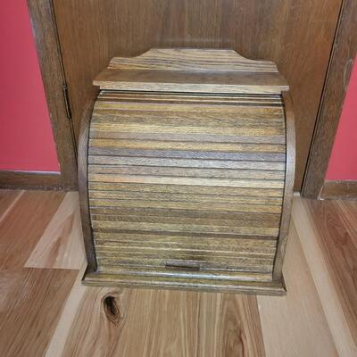 COUNTER TOP WOOD BREAD BOX