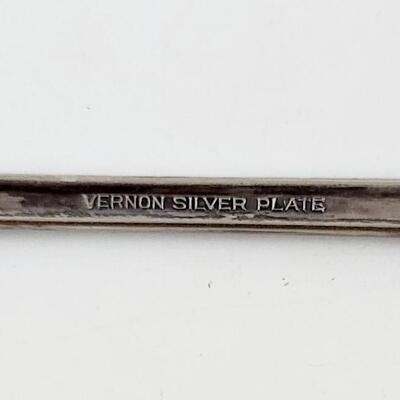 VINTAGE SLIVERPLATE PICKLE FORK BUNDLE