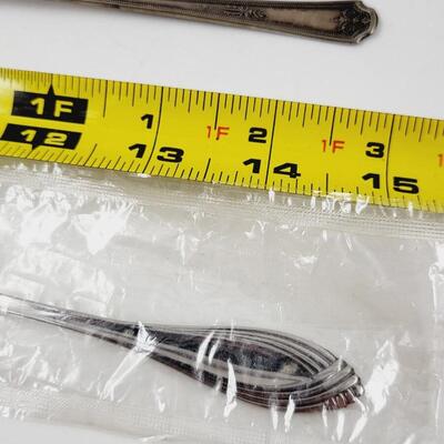 VINTAGE SLIVERPLATE PICKLE FORK BUNDLE