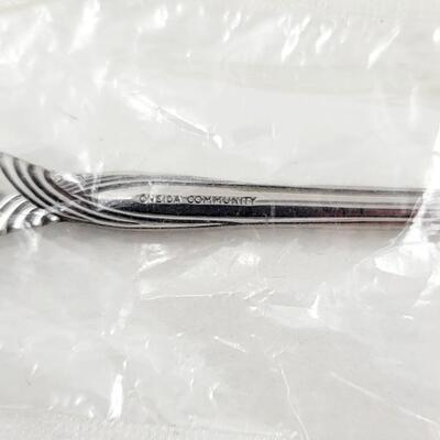 VINTAGE SLIVERPLATE PICKLE FORK BUNDLE