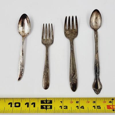 VINTAGE SMALL SILVER PLATE SILVERWARE BUNDLE