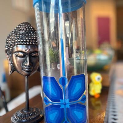 Vintage straw dispenser