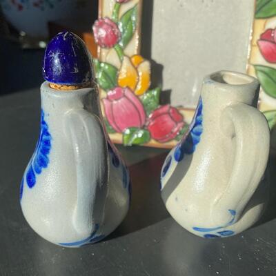 Vintage shaker set