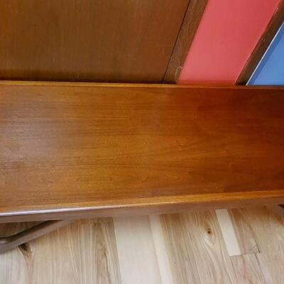 MC KROEHLER WOOD COFFEE TABLE