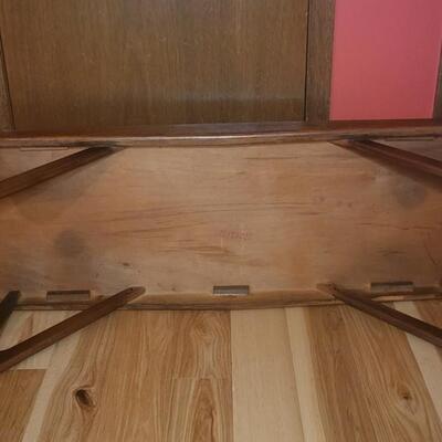 MC KROEHLER WOOD COFFEE TABLE