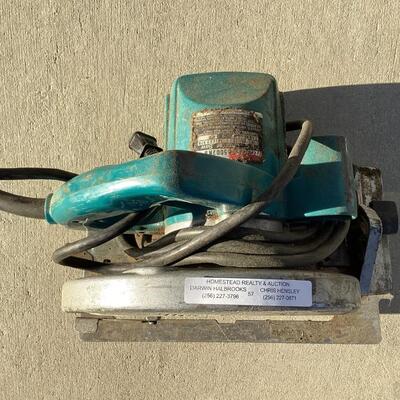 Makita saw