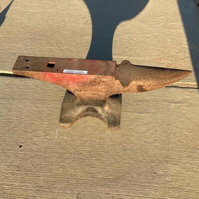 Mankel anvil
