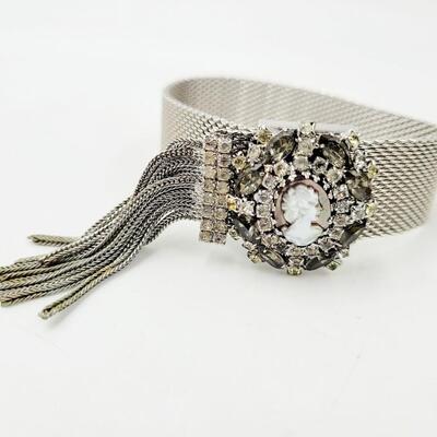 VINTAGE SIGNED HOBE VICTORIAN REVIVAL GLASS CAMEO BRACELET