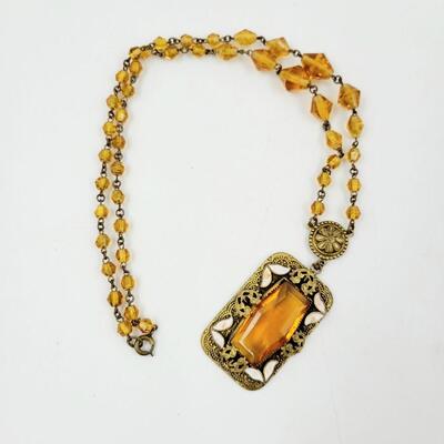 VINTAGE AMBER GLASS GOLD TONED NECKLACE