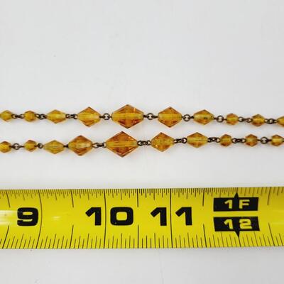 VINTAGE AMBER GLASS GOLD TONED NECKLACE